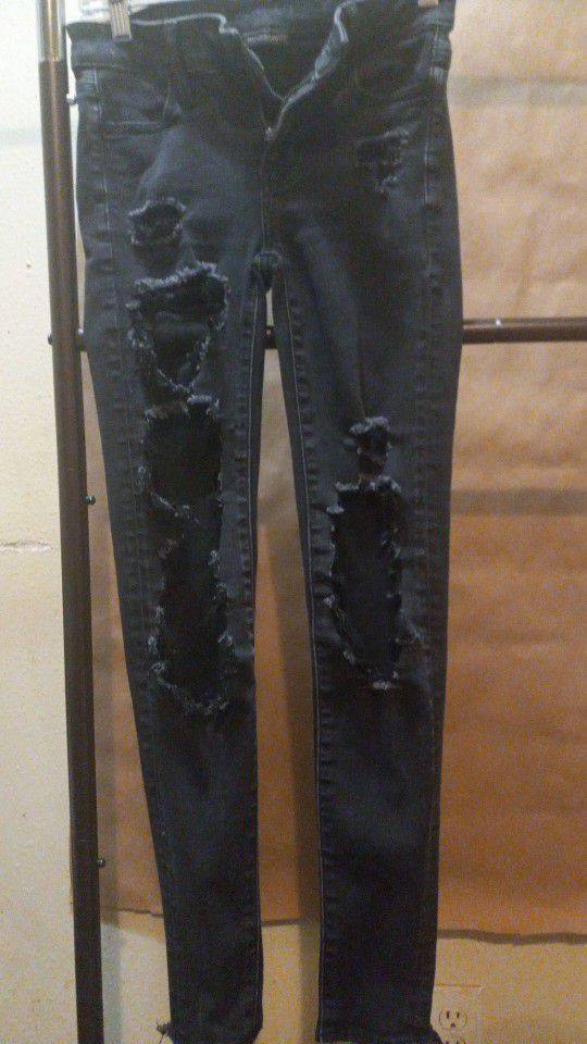 American Eagle Black Distressed Ripped Gene Size 0 Excellent Condition
