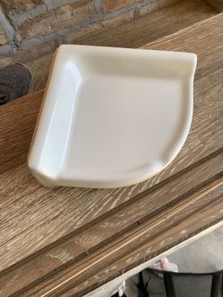 Ceramic corner molding shelves