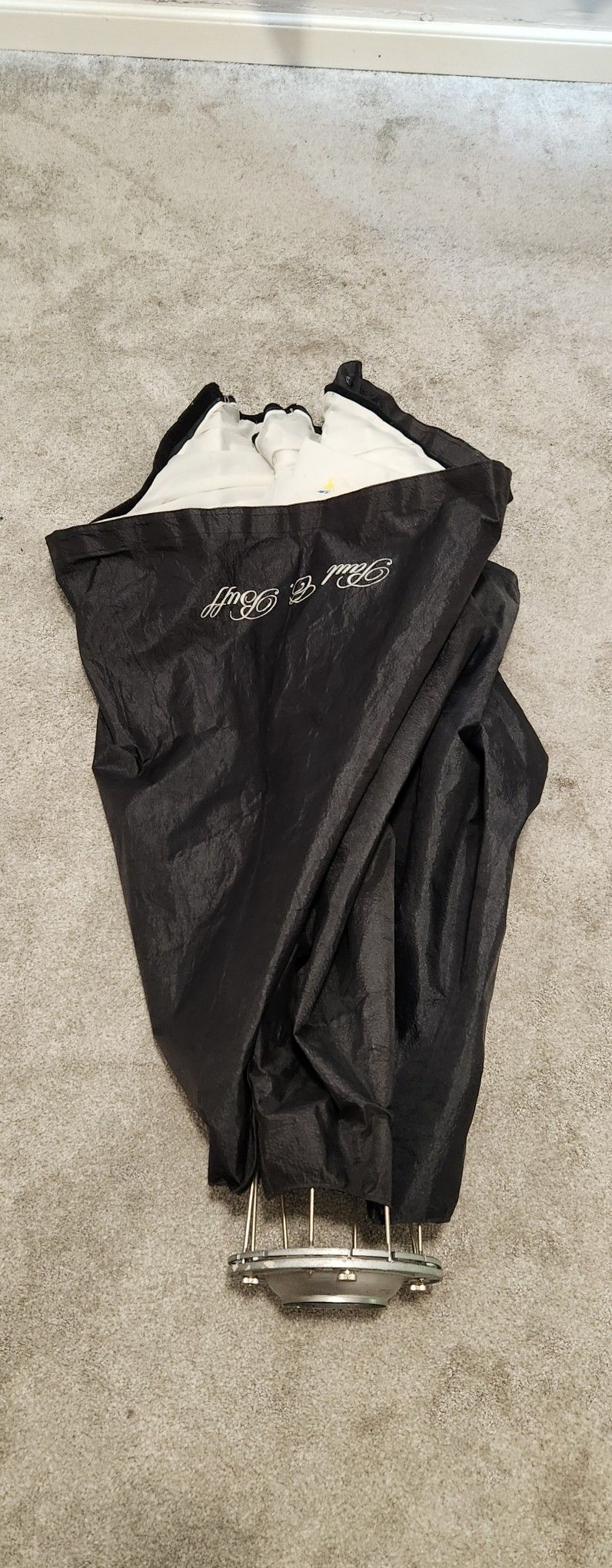 Giant Paul C Buff 60" Soft box For Alienbees And Other Strobes