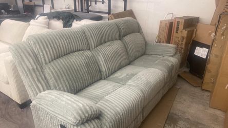 New Recliner Sofa Couch! Free Delivery 🚚