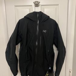 Winter Ski Jacket- Women’s Black Arc’teryx Jacket - Large, New W Tags 