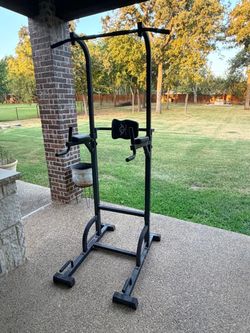 Pull-up Bar / Gym