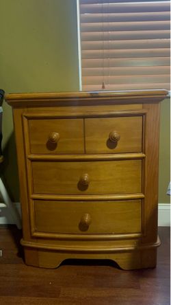 3-Draw Wooden Dresser