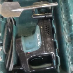 Makita 20 Pounds Demolition Hammer