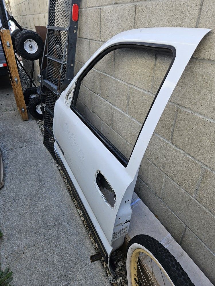 2002 Silverado Door