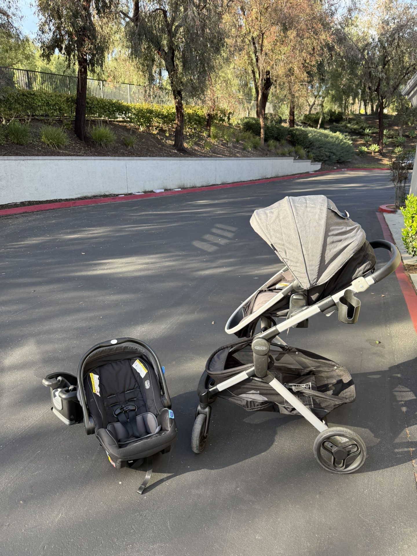 3 In One Graco Stroller Set