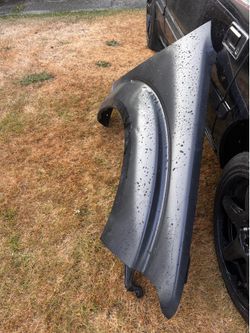 Nissan frontier/ pathfinder Fender