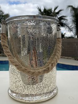 Delicate Glass Vase & Rope