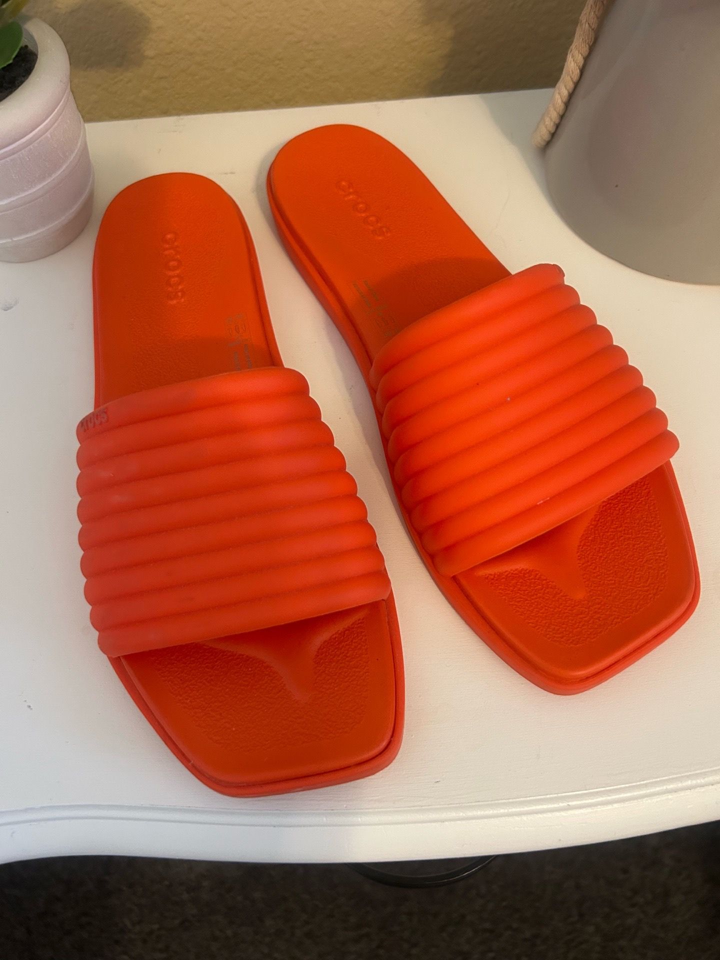 NEW CROCS Size 8W