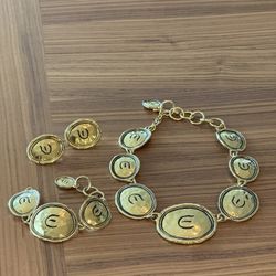 Vintage Elizabeth Taylor Avon jewelry set