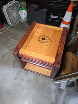 Della Rocchettr Wine Table