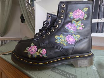 Dr. Martens 1460 Vonda II Floral Combat Boots