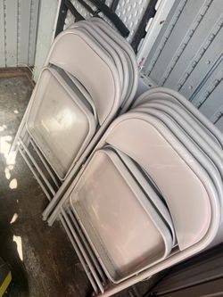 Foldable metal chairs