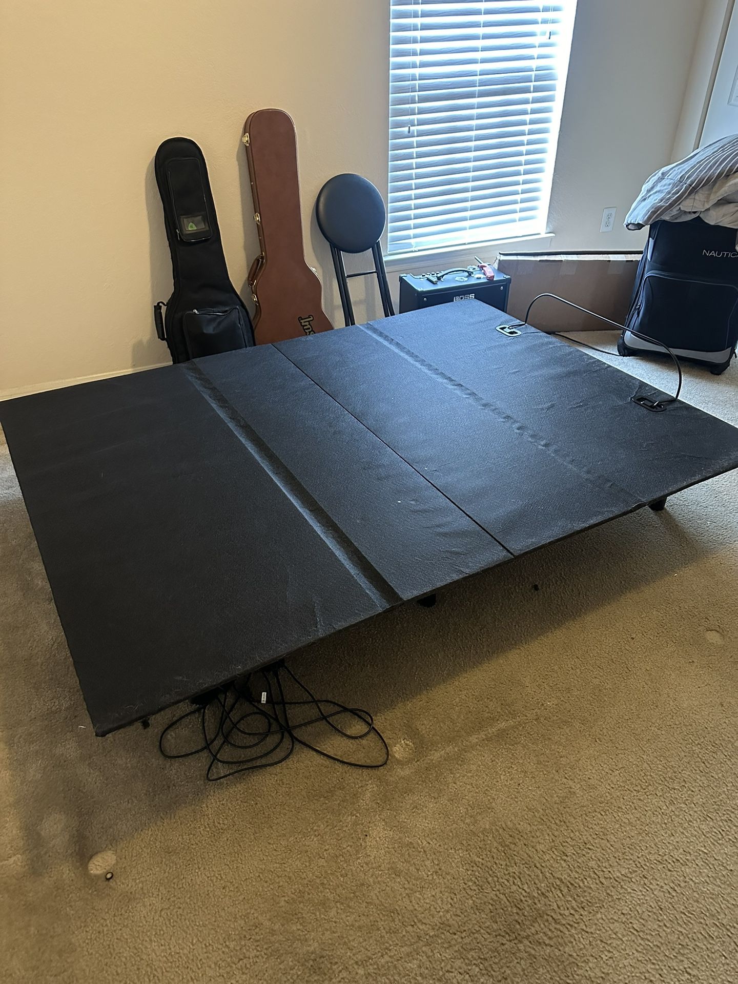 Free Adjustable Bed Frame (Queen)