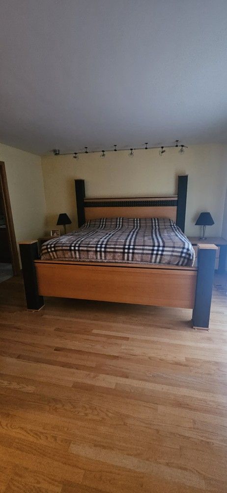 Bedroom Set  King Size 