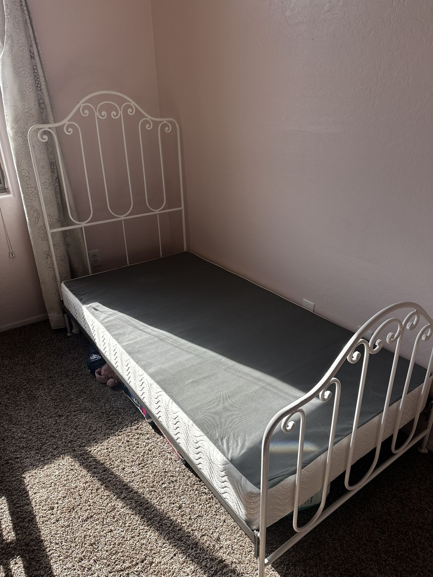 White Wrought Iron Twin Bed Frame
