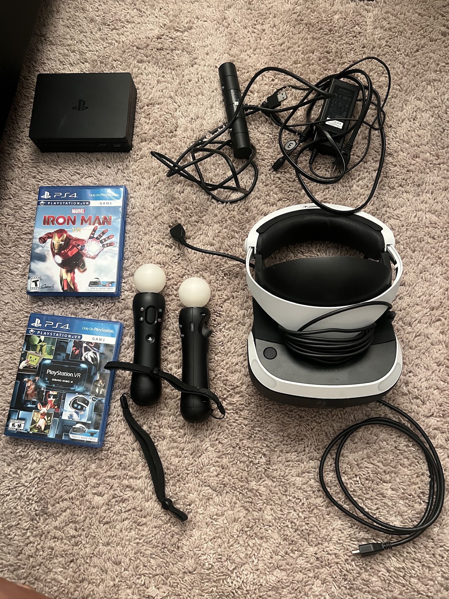 SPIDER MAN/ IRON MAN VIRTUAL REALITY
