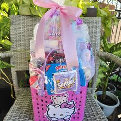 Hello Kitty Tote Easter Basket 🐣