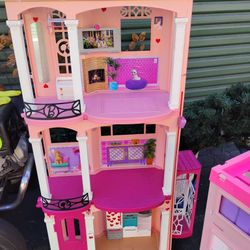Barbie Doll House