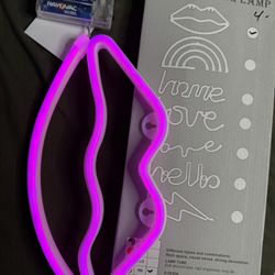 LED LIPS LAMP