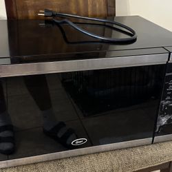 Oster Microwave 