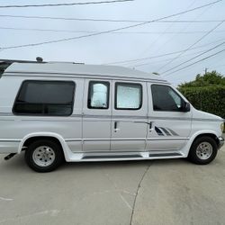 1994 Ford E-150 Camper Van