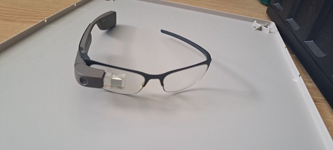 The original GOOGLE GLASS Explorer Edition glasses WORKING