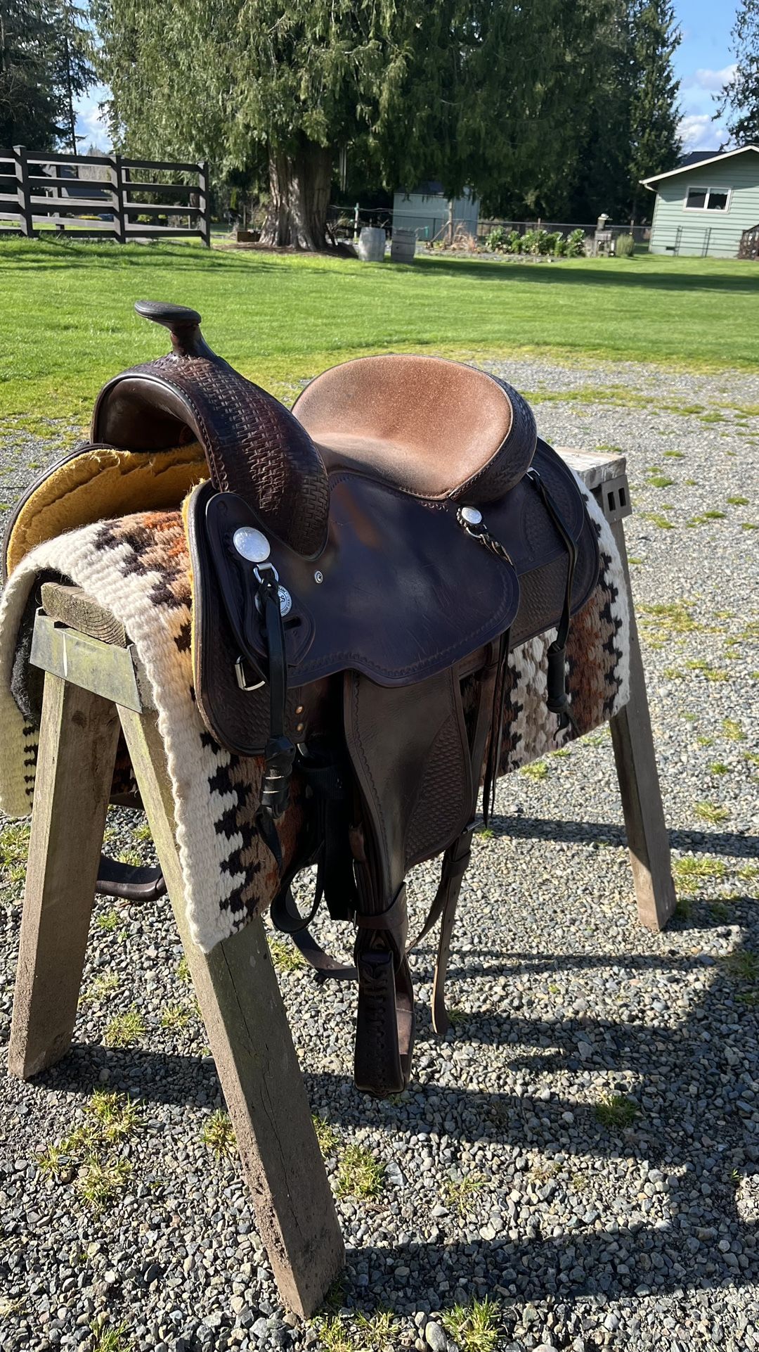 Crates Reining saddle