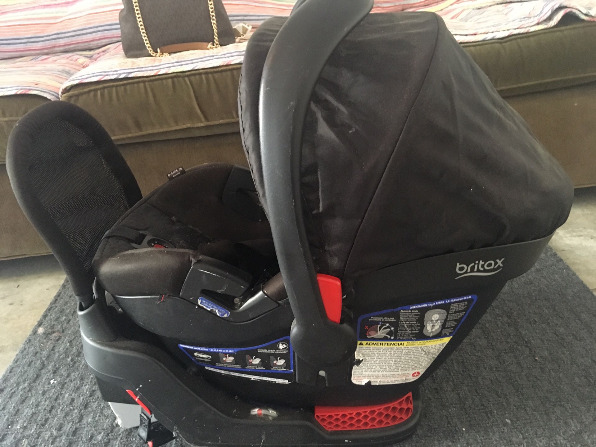 Britax B-Safe 35 Elite Infant Car Seat with Base