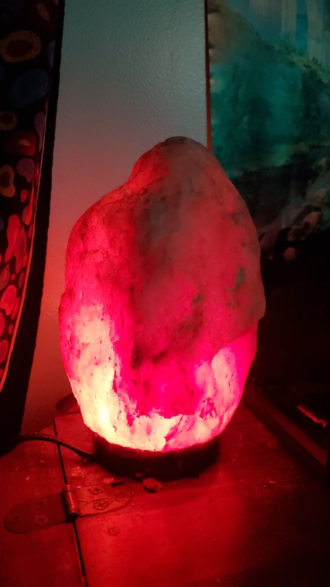 Himalayan salt rock lamp