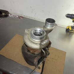 Cummins 6.7 VGT Turbo 2015 Ram 