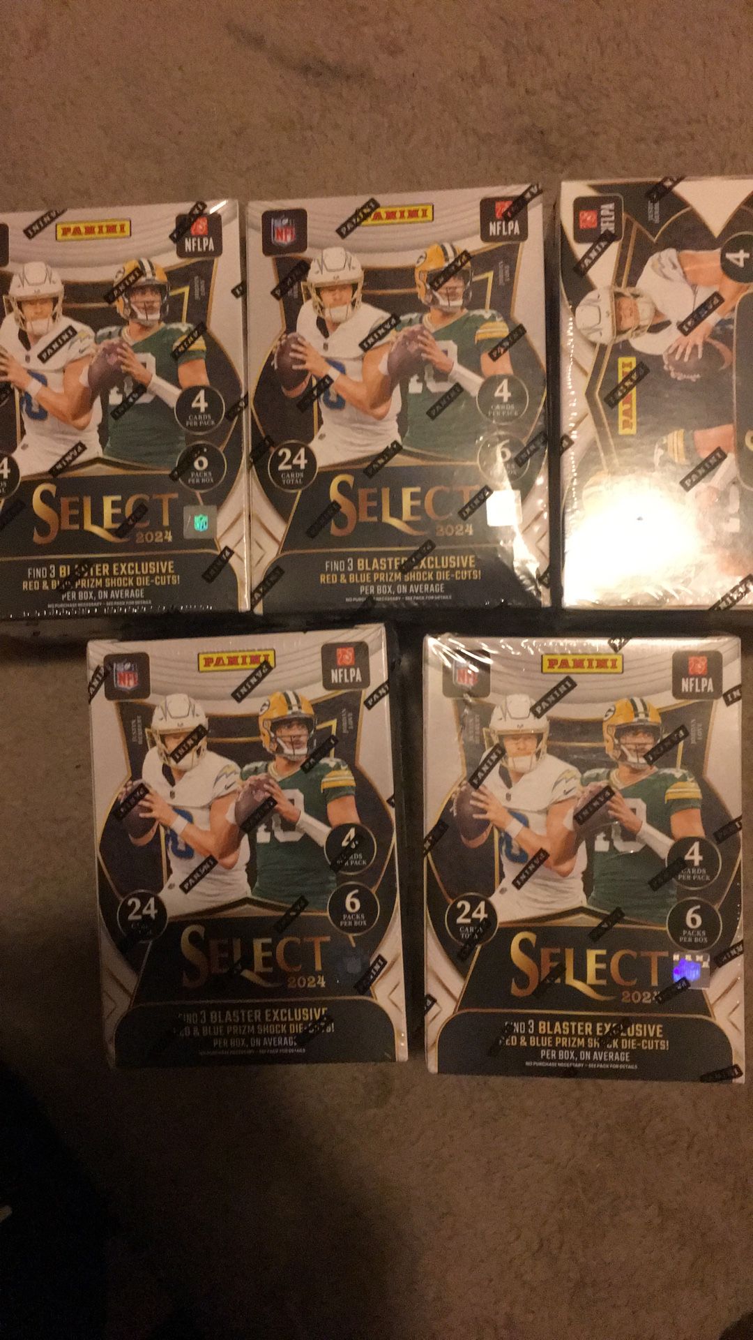 2024 Select Football Blaster Box 80$ For All 5 Boxes