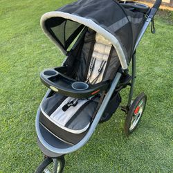 Graco Fast action Jogger stroller 