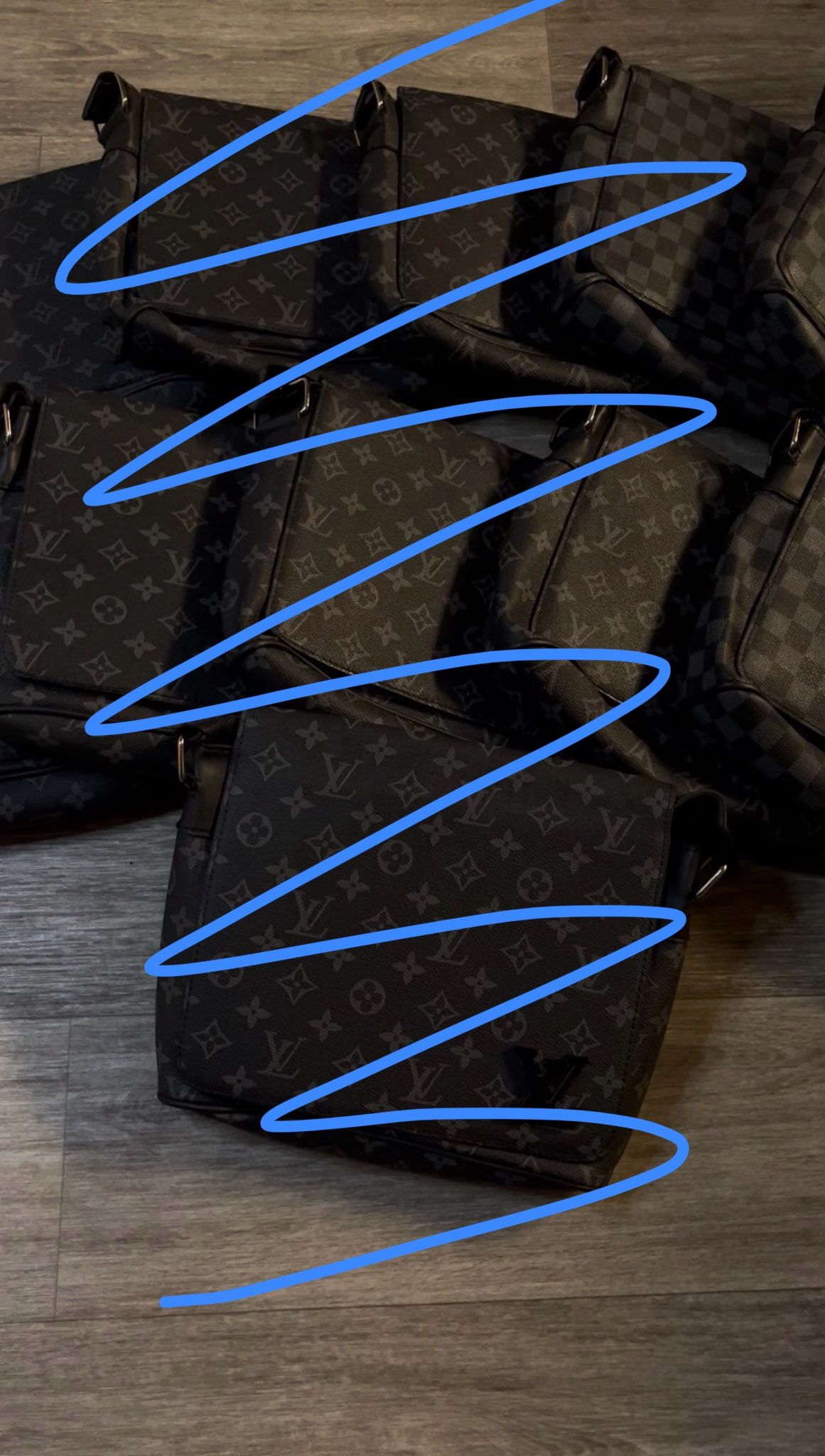 Fashion Carriers 