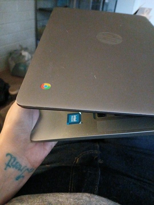 Chromebook