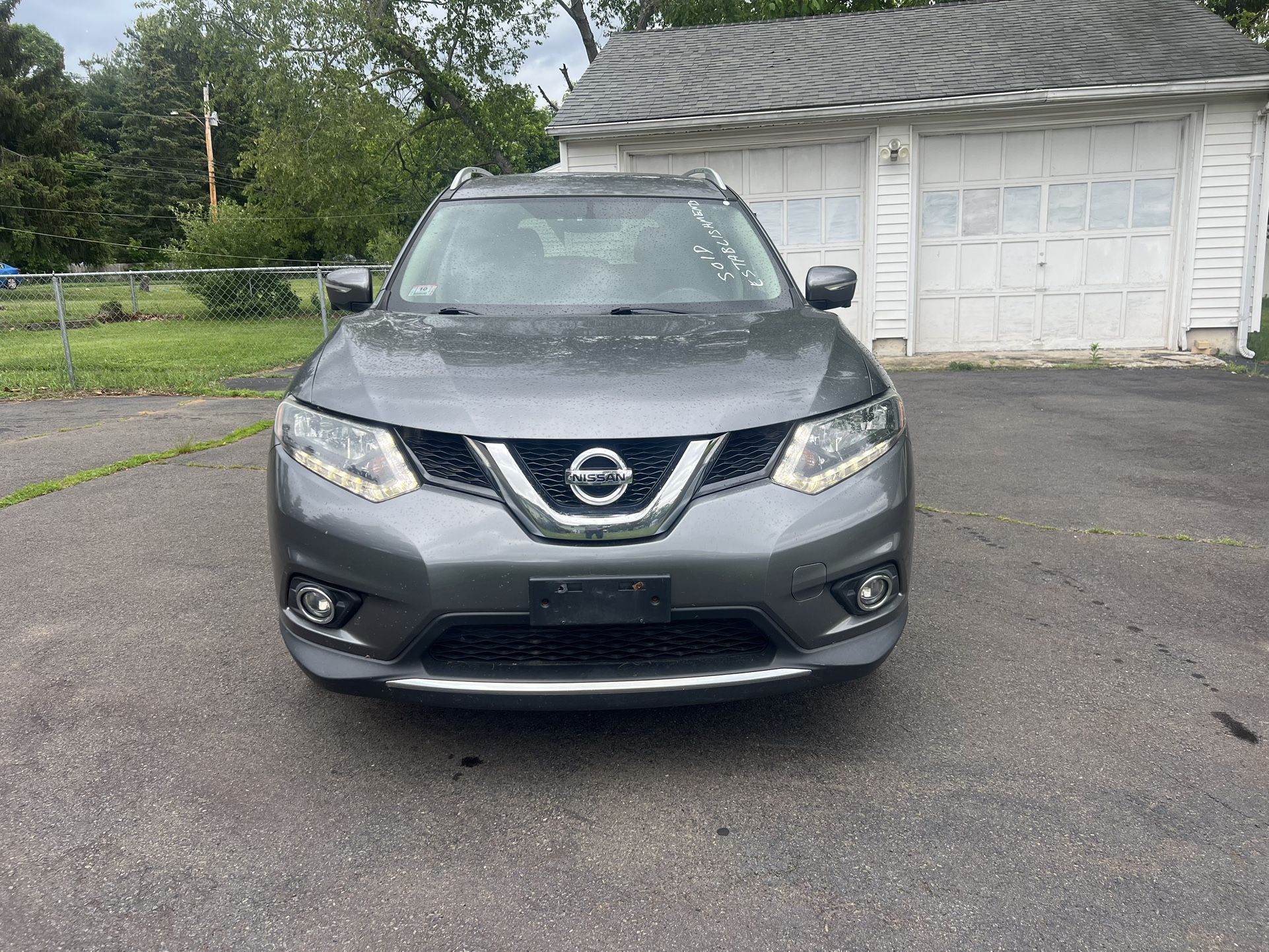 For Sale: 2015 Nissan Rouge SL AWD - Fully Loaded And Well Maintained.