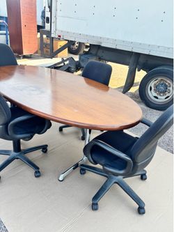 6’ foot conference tables
