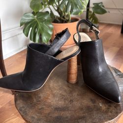 Vince Camuto Pointed Toe Heel 