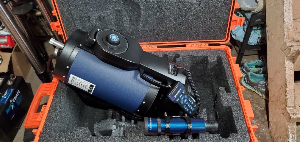 Meade 12" LX90 ACF Telescope With Tripod, Case ,& Accessories