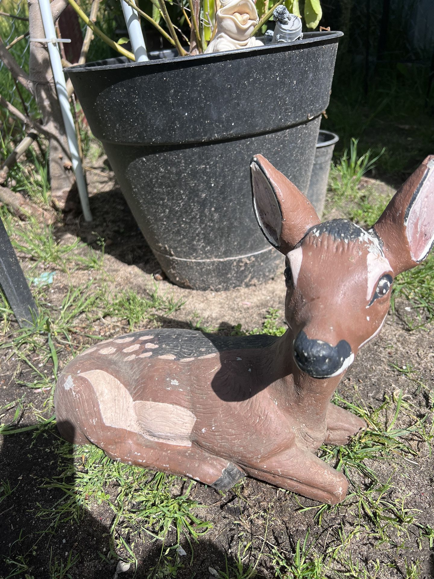 Yard Statue (deer)