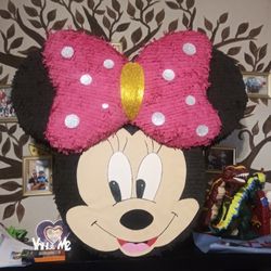 Piñata Minnie Mouse