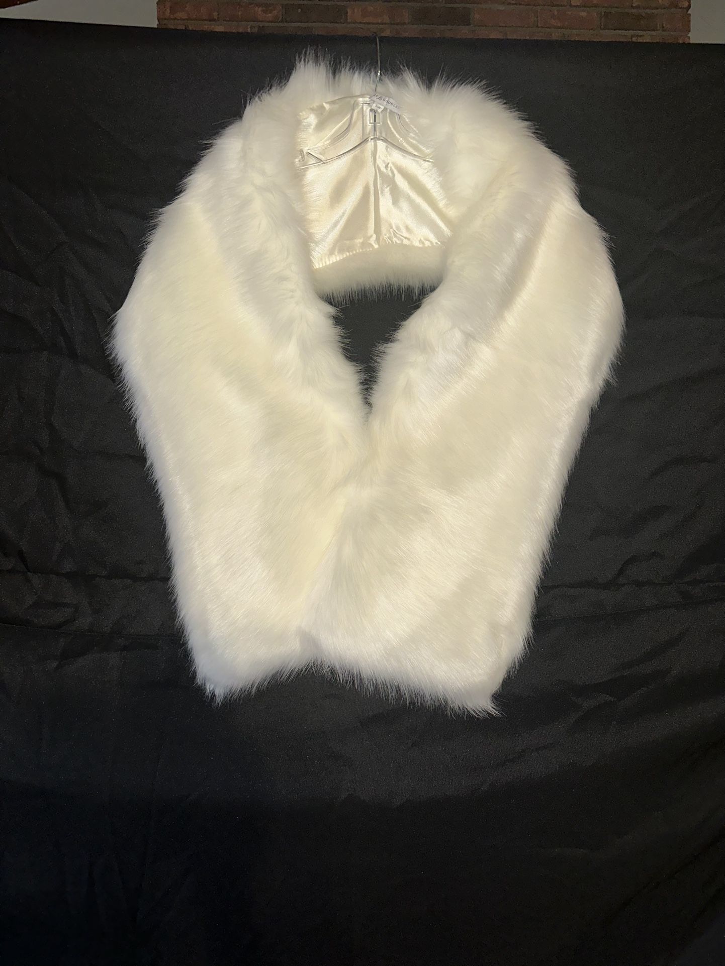 Faux Fur Bridal Wedding Shawl Ivory
