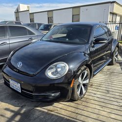 2013 Volkswagen Beetle 