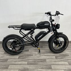 Electric Bike: Meelod DK300MAX