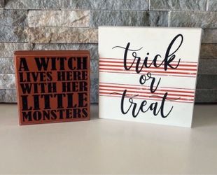 Halloween wooden signs