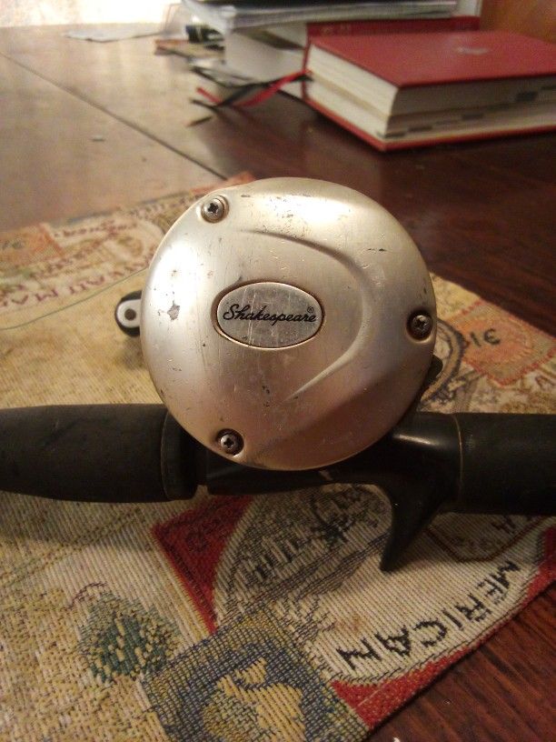 Shakespeare Skp4100 Ball Bering Reel And Rod