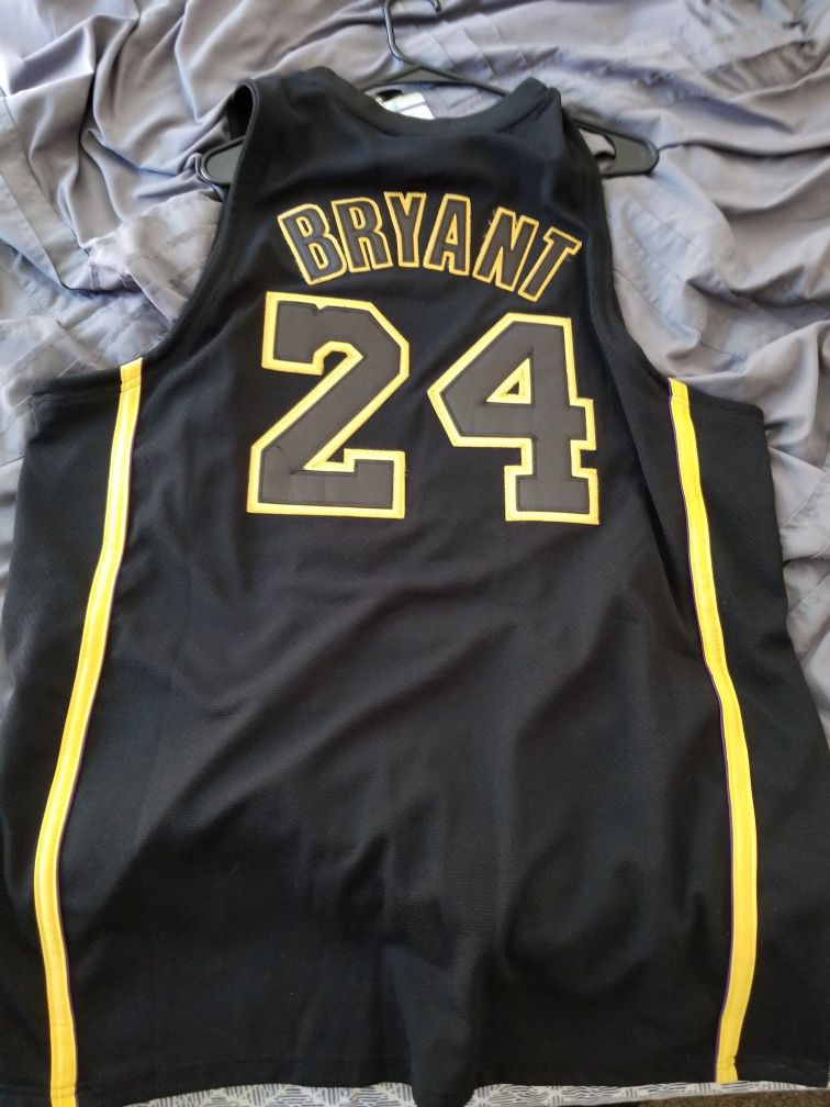 Kobe Bryant finals edition jersey