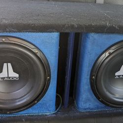 JL AUDIO 12INCH  SUBS WITH PORTED BOX 