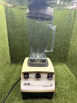 Vita-Mix 5000 VM0103 Total Nutrition Center 64oz Blender Tested Working
