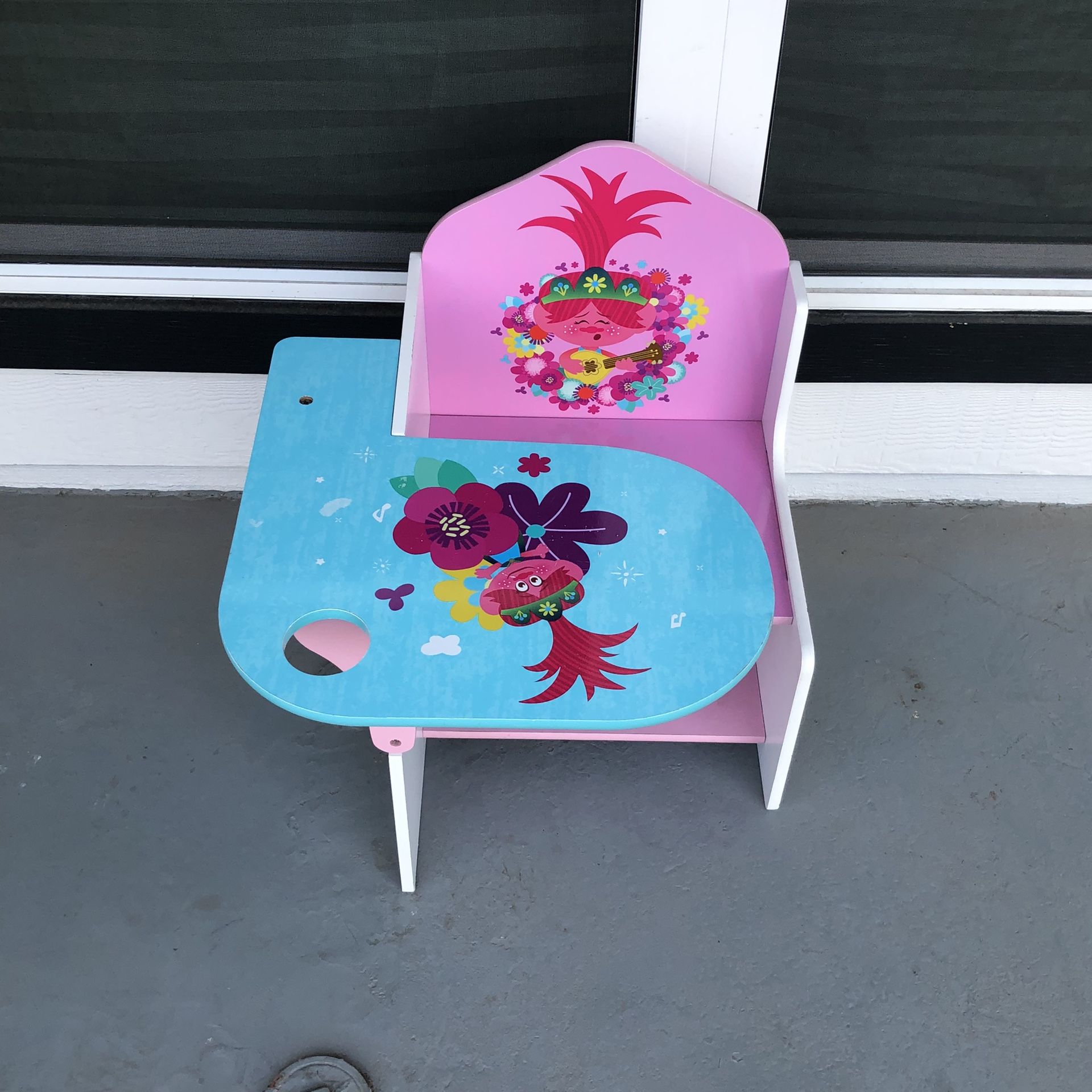 Kids Play Desk
